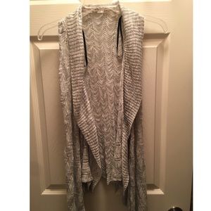 Beautiful Knitted Vest Brand New without tags
